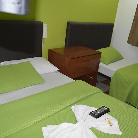 Hotel Las Palmas Fontibon 波哥大 外观 照片
