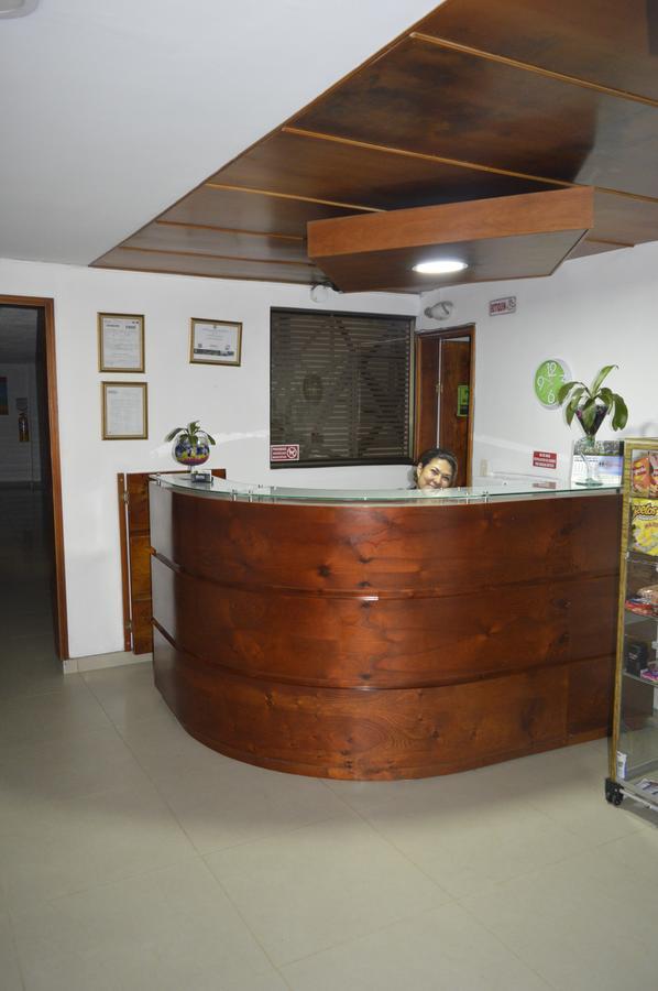 Hotel Las Palmas Fontibon 波哥大 外观 照片